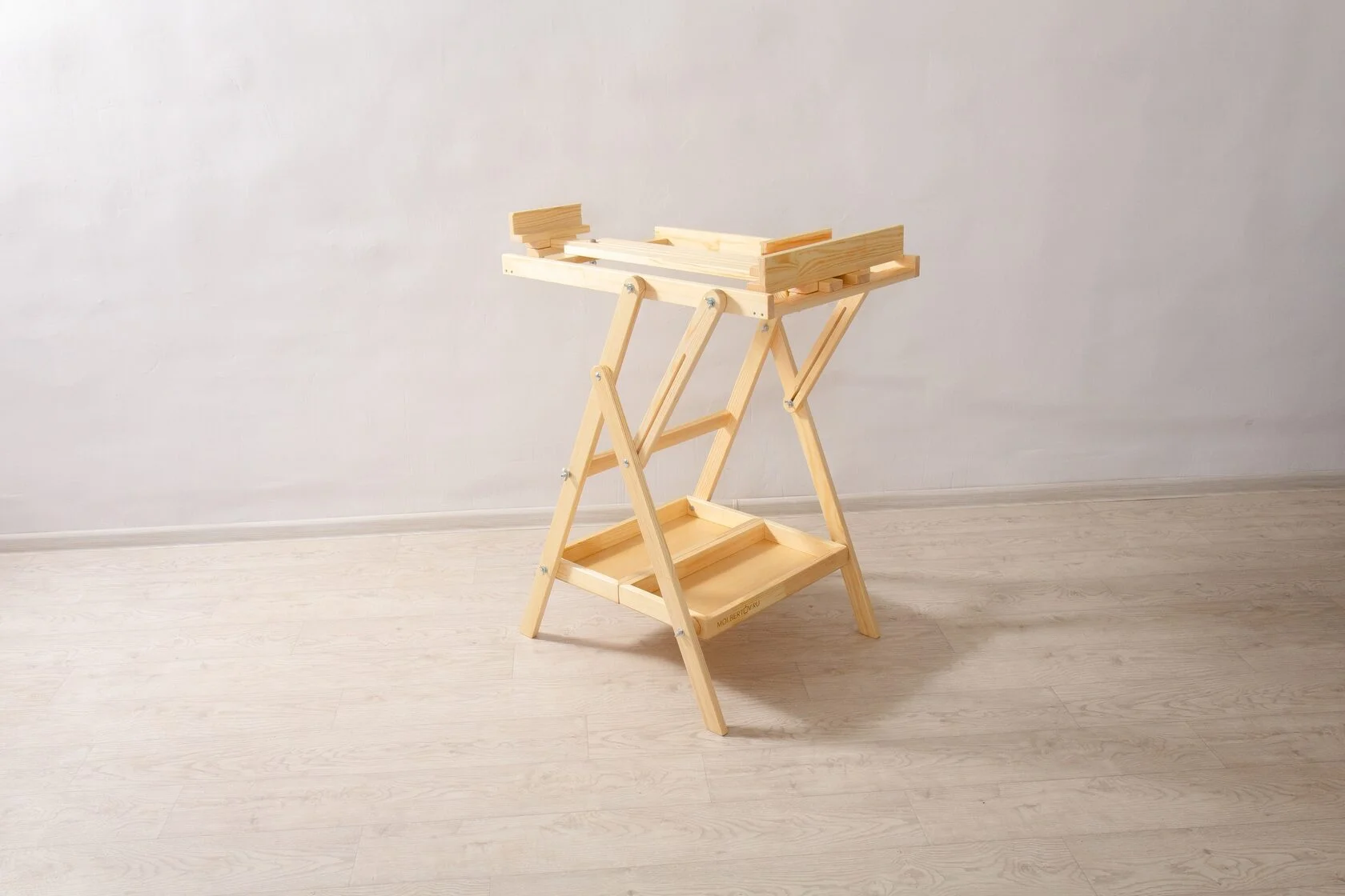 Мольберт Трансформер из сосны с прозрачным защитным покрытием (лак)