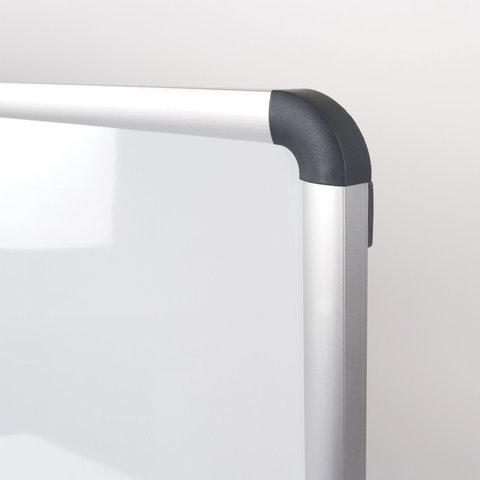 Доска магнитно-маркерная (60х90 см), алюминиевая рамка Доска магнитно-маркерная (60х90 см), алюминиевая рамка